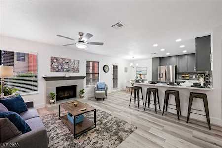 5576 W Rochelle Ave #14B Las Vegas, NV 89103