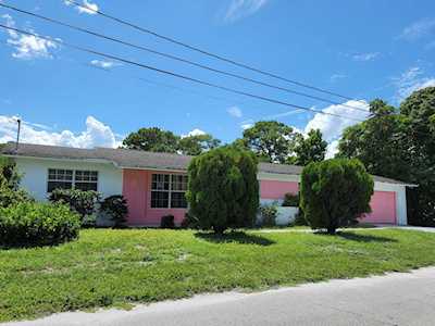 1609 N 22nd Street Fort Pierce, FL 34950