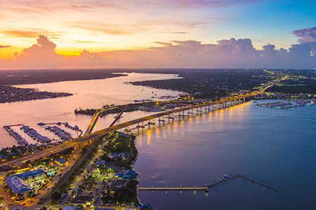 41 SW Seminole Street #Unit 206 Stuart, FL 34994