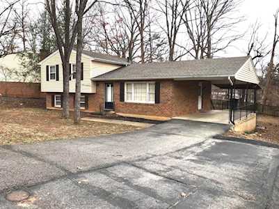 3622 Meadowlark Roanoke, VA 24018