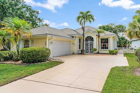 4994 SE Heartleaf Terrace Hobe Sound, FL 33455