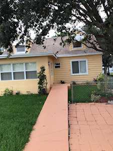 619 SW 10th Street Delray Beach, FL 33444