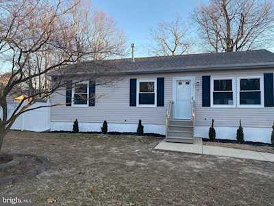 53 Belleview Ave Sicklerville, NJ 08081