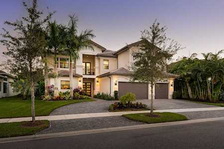 9748 Rennes Lane Delray Beach, FL 33446