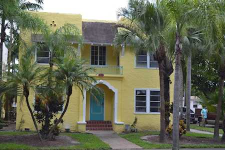 1852 Washington Street #2 Hollywood, FL 33020