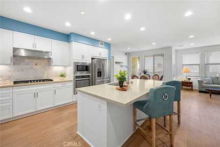 260 Buena Vida Dr #305 Brea, CA 92823