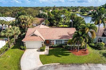 4060 Sabal Lakes Road Delray Beach, FL 33445