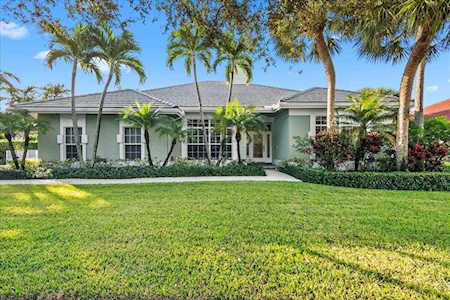 2640 Devon Court Court Delray Beach, FL 33445