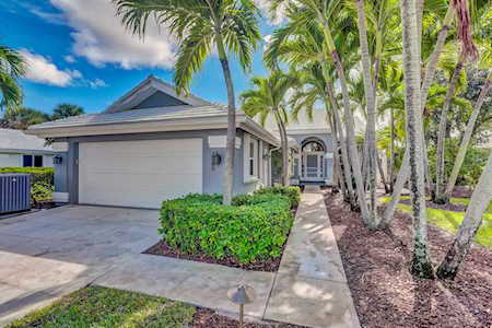 2860 Wilderness Road West Palm Beach, FL 33409