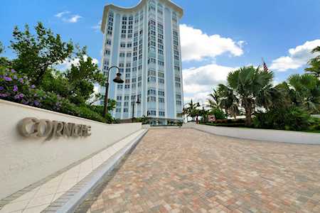 5200 N Ocean Drive #901 Singer Island, FL 33404
