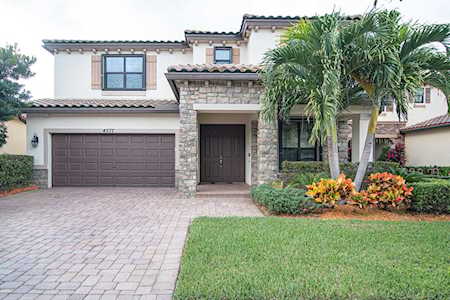 4577 Willow Run Way Lake Worth, FL 33467