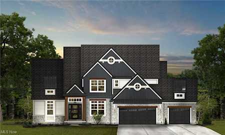 3421 Mass Dr Avon, OH 44011