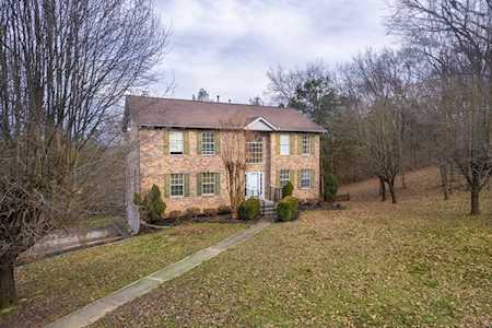 1327 Oak Valley Dr Mount Juliet, TN 37122