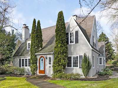 2835 SE Rex ST Portland, OR 97202