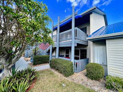 1617 NE Nautical Place #904 Jensen Beach, FL 34957