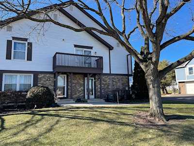 2727 Wayfaring Ln #D Lisle, IL 60532