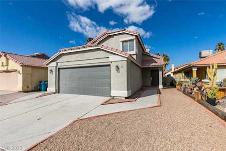 4512 Toadstool Ln Las Vegas, NV 89110