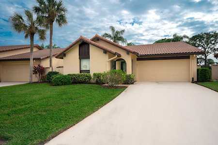 2564 SW Bobalink Circle Palm City, FL 34990