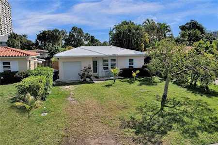 210 S Riverside Dr Pompano Beach, FL 33062