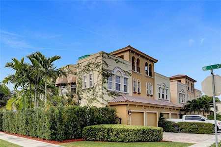 101 NE 13th Ave #101 Fort Lauderdale, FL 33301