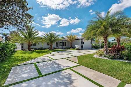 262 Corsair Ave Lauderdale By The Sea, FL 33308