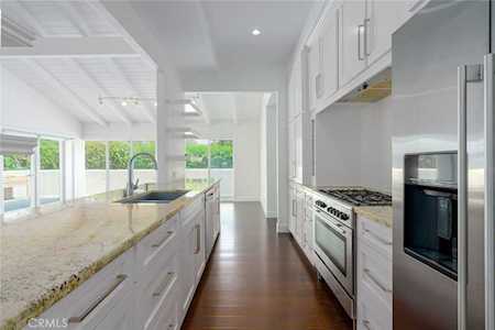 2223 Fiesta Newport Beach, CA 92660