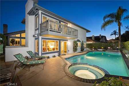 28345 La Caleta Mission Viejo, CA 92692