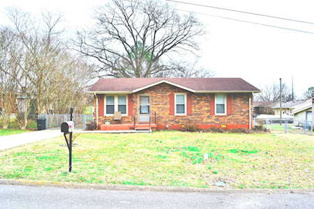 552 Savely Dr Hendersonville, TN 37075