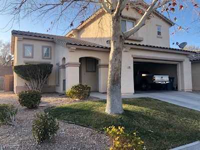 1801 Drifters Peak St Las Vegas, NV 89144