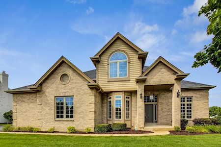7003 Swallow Way Cary, IL 60013