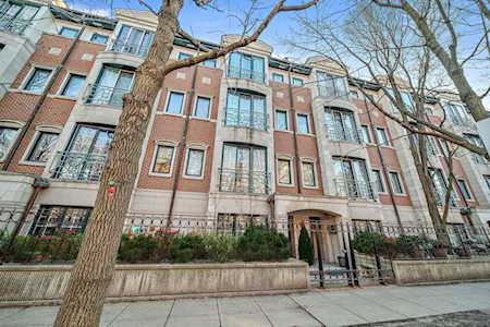 1409 S Prairie Ave #A-5 Chicago, IL 60605