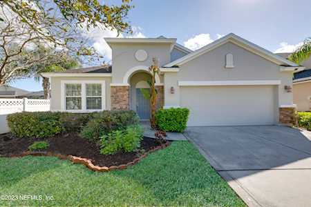 200 Tollerton AVE St Johns, FL 32259