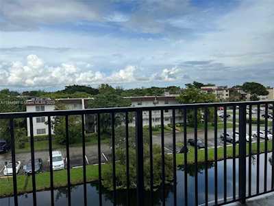 7521 NW 16 St #4410 Plantation, FL 33313
