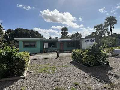324 SE Tressler Drive Stuart, FL 34994