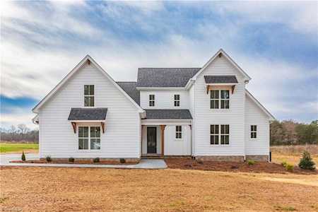 175 Old Dutch Road Advance, NC 27006