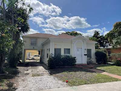 628 50th Street West Palm Beach, FL 33407