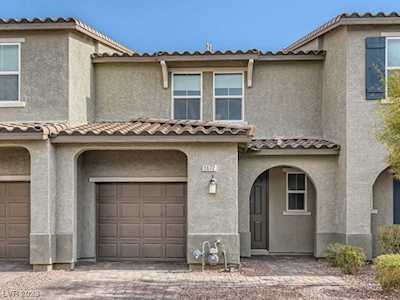 5672 Calm Season St Las Vegas, NV 89118
