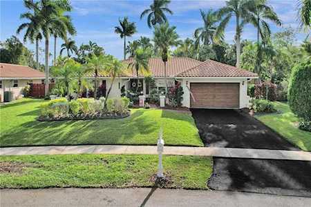 9560 NW 13th St Plantation, FL 33322