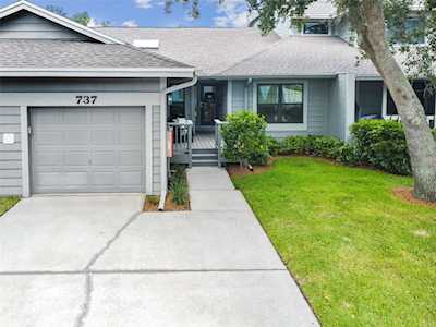 737 Caya Costa Ct NE St. Petersburg, FL 33702