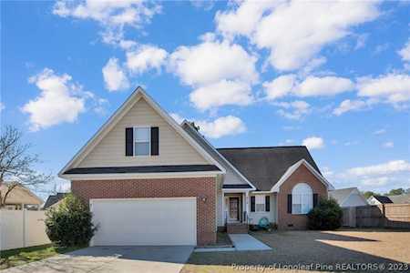 4218 Pete Warner Ct Hope Mills, NC 28348