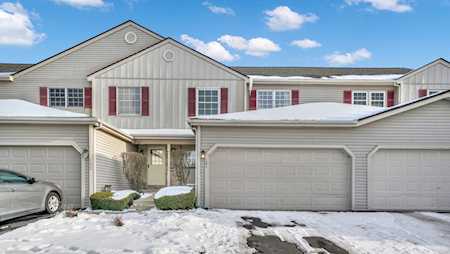181 W Robinhood Way Bolingbrook, IL 60440