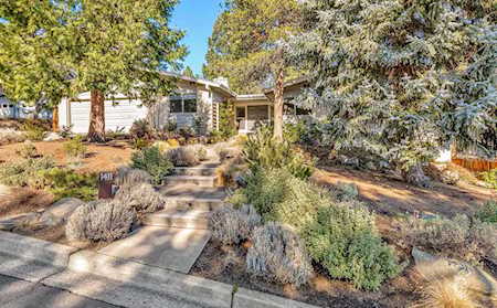 1411 Ponderosa Dr Ashland, OR 97520