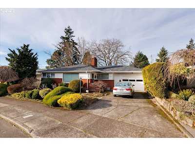 2505 SE 77th AVE Portland, OR 97206
