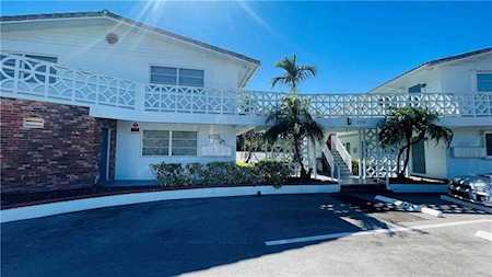 2100 NE 39th St #401 Fort Lauderdale, FL 33308