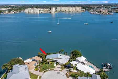 15336 Harbor Dr Madeira Beach, FL 33708
