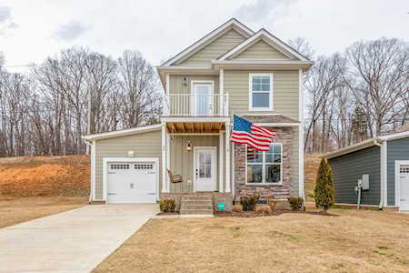 34 Sycamore Rdg W Burns, TN 37029
