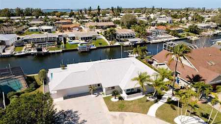 5012 Mangrove Point Rd Bradenton, FL 34210