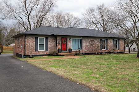 117 Maureen Dr Hendersonville, TN 37075