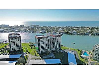 736 Island WAY #302 Clearwater, FL 33767