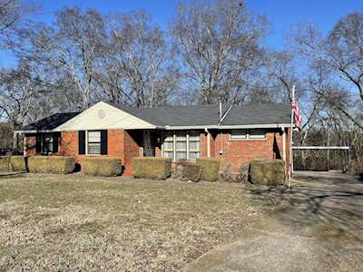 115 Shepherd Hills Dr Madison, TN 37115